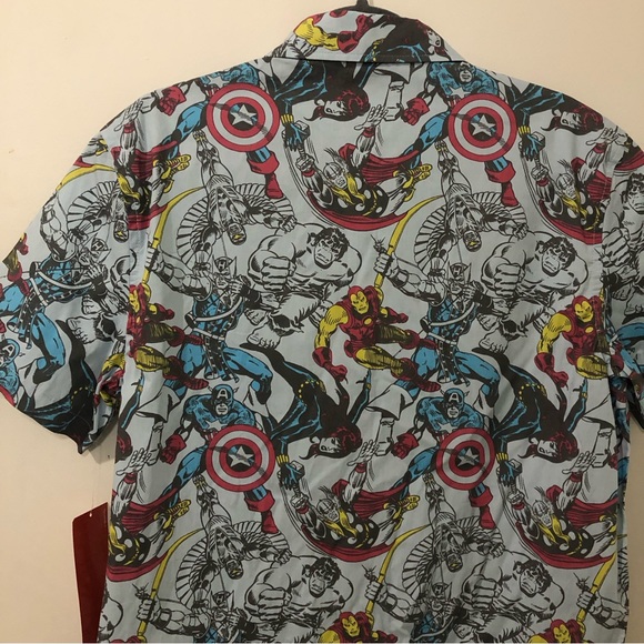 Marvel Men’s Button Down Hawaiian Shirt - Picture 4 of 4